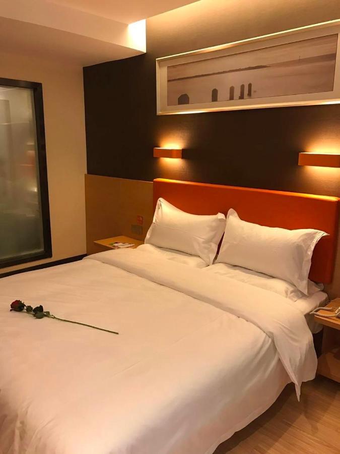 7 Days Premium Chongqing Jiangbei International Airport Branch Hotel Kültér fotó
