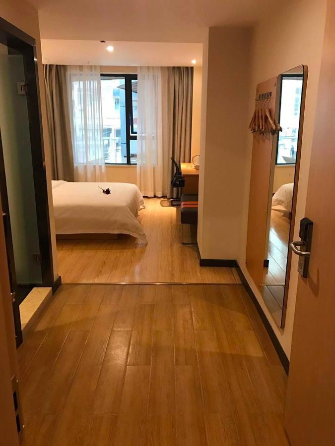 7 Days Premium Chongqing Jiangbei International Airport Branch Hotel Kültér fotó