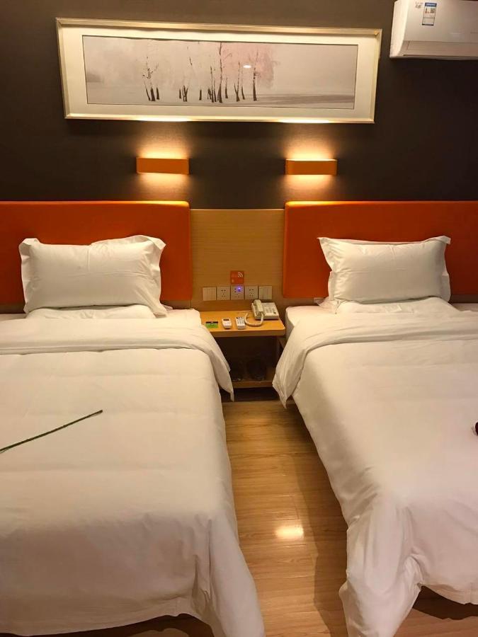 7 Days Premium Chongqing Jiangbei International Airport Branch Hotel Kültér fotó