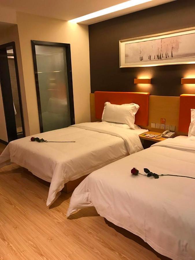 7 Days Premium Chongqing Jiangbei International Airport Branch Hotel Kültér fotó